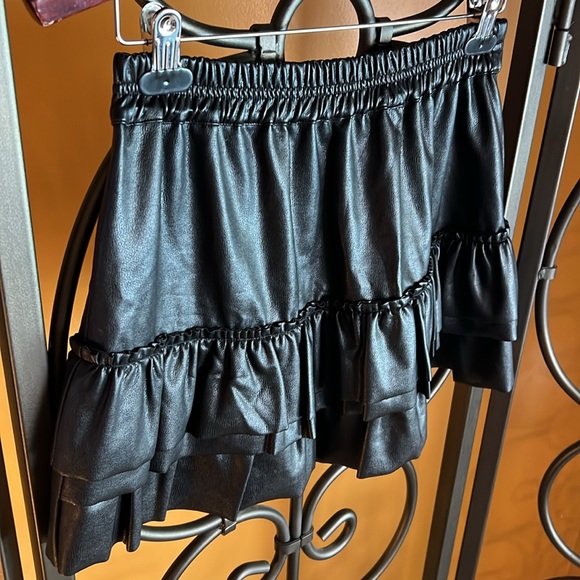 GENERATION LOVE Rafaella Vegan Leather Mini Skirt - Picture 2 of 12